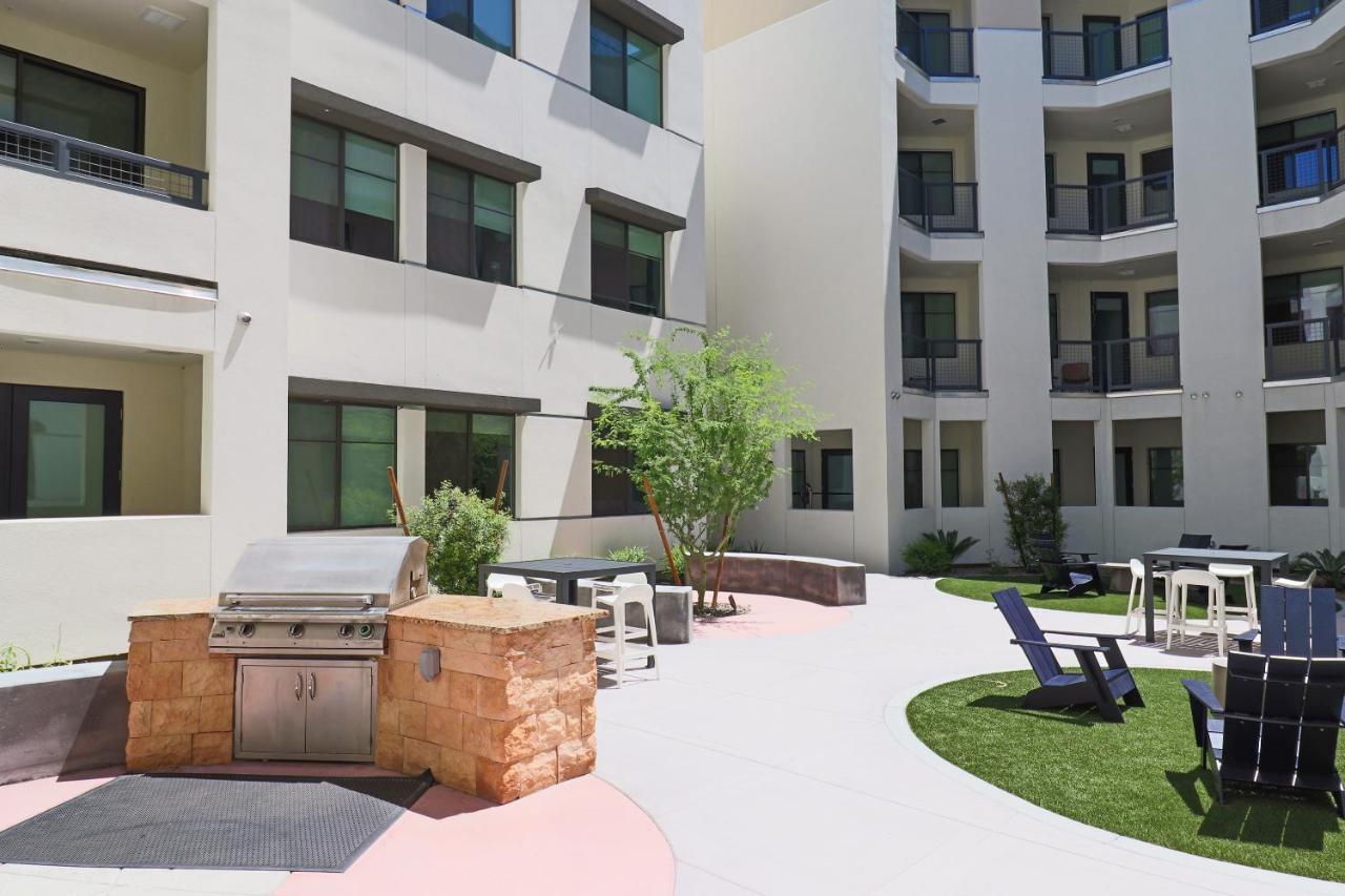 Walk Score 81-Shopping District-King Bed-Parking G2047 Scottsdale Exterior foto