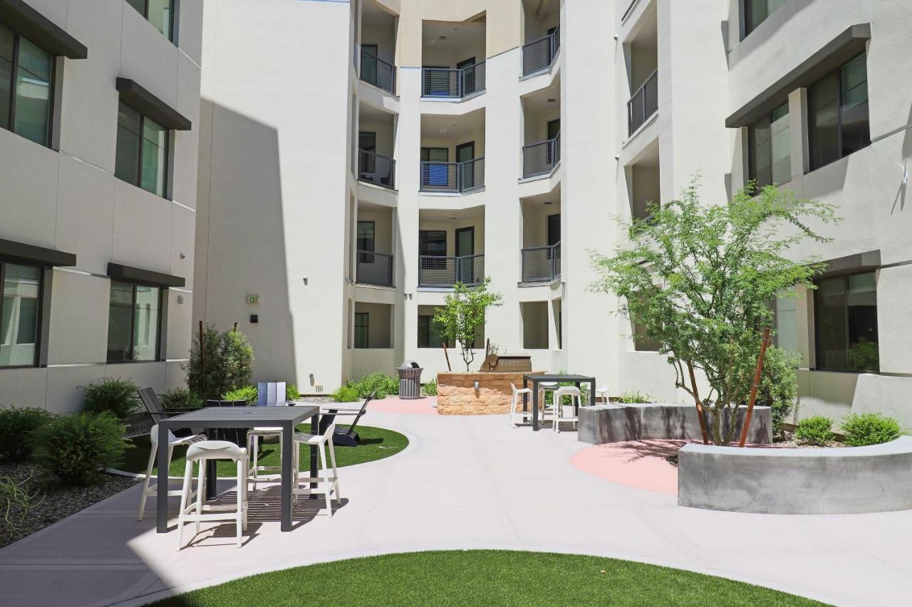 Walk Score 81-Shopping District-King Bed-Parking G2047 Scottsdale Exterior foto